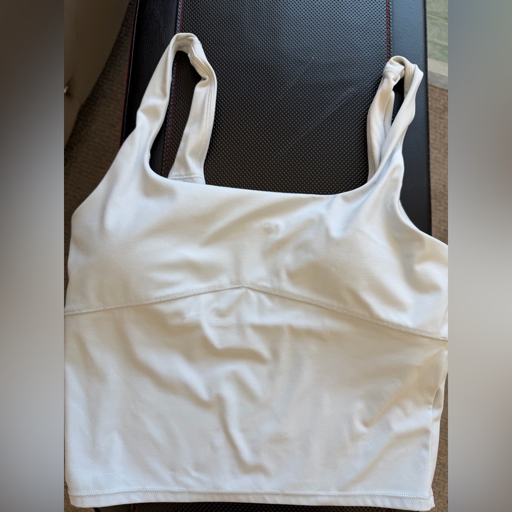 Vuori Tank Top